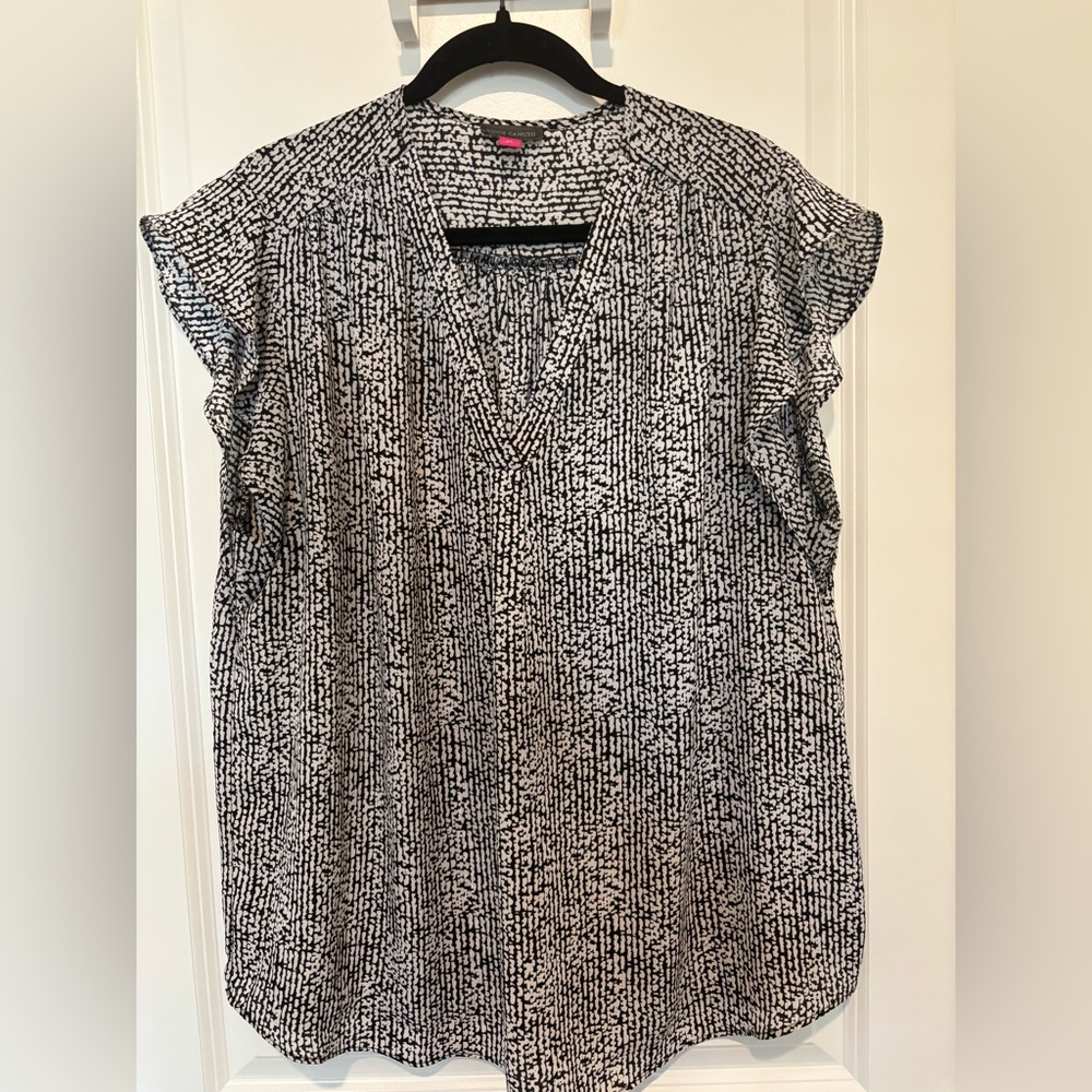 Vince Camuto top